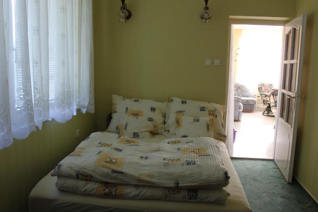 Orwa Apartmanok - Cedrus Koez Zalakaros Rom bilde