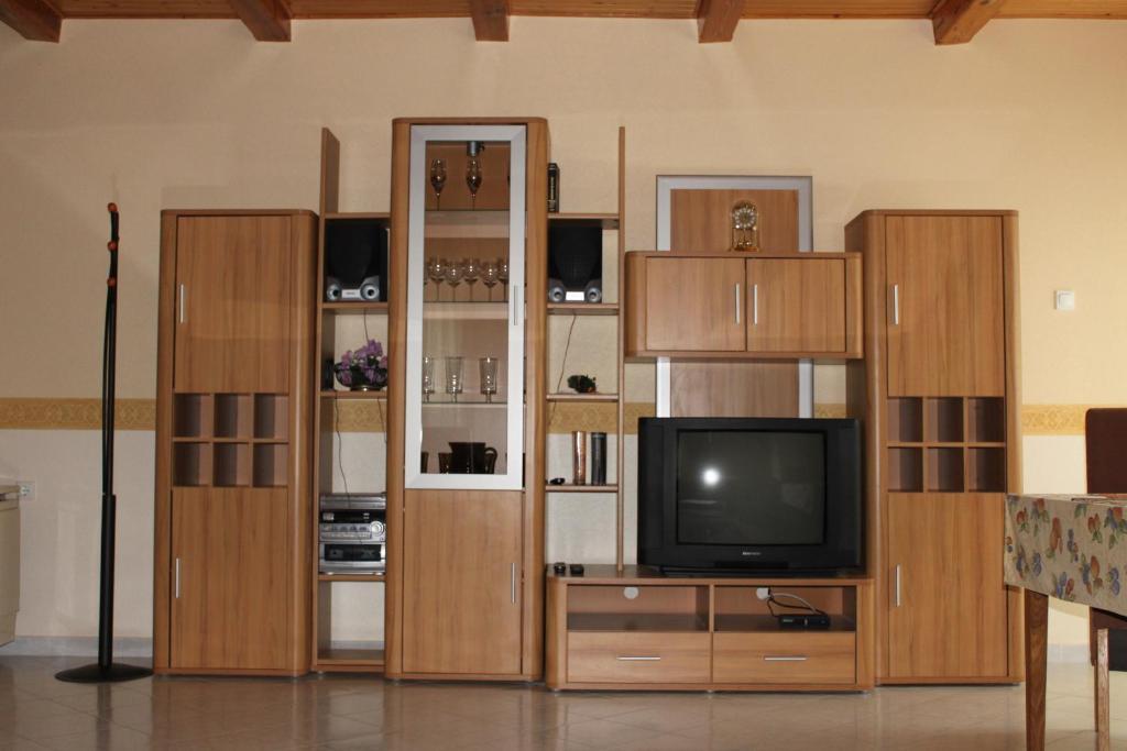 Orwa Apartmanok - Cedrus Koez Zalakaros Rom bilde